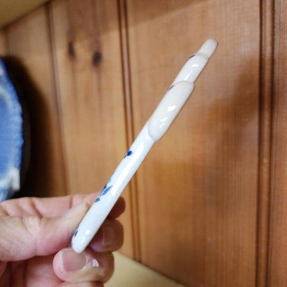 Cross   Small   2.75" x 4.75"   2524X ~ Clover Fields