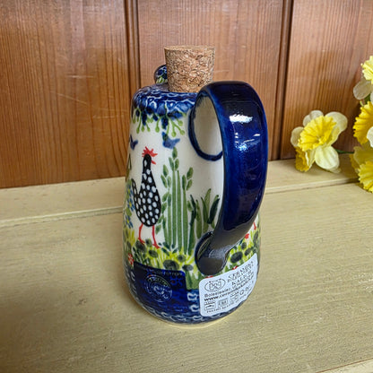 Bottle oil or Vinegar / small 4.5" / 6 oz Black & White Chickens 950