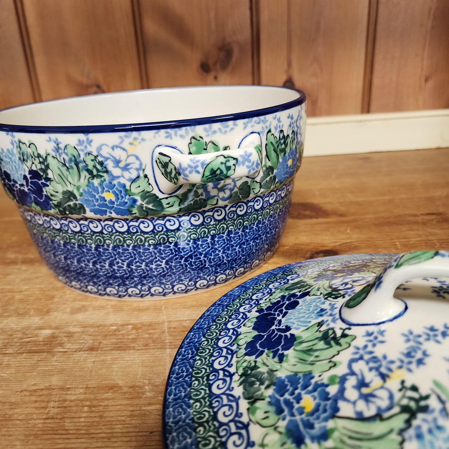 Baker ~ Covered Casserole (2 qt) 278-U5138 pf0425