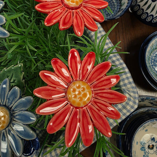 Ceramic Daisy Red 4826