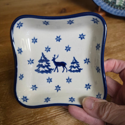 Bowl   Shallow Fluted  630-1931X  Snowy Pines pf0526