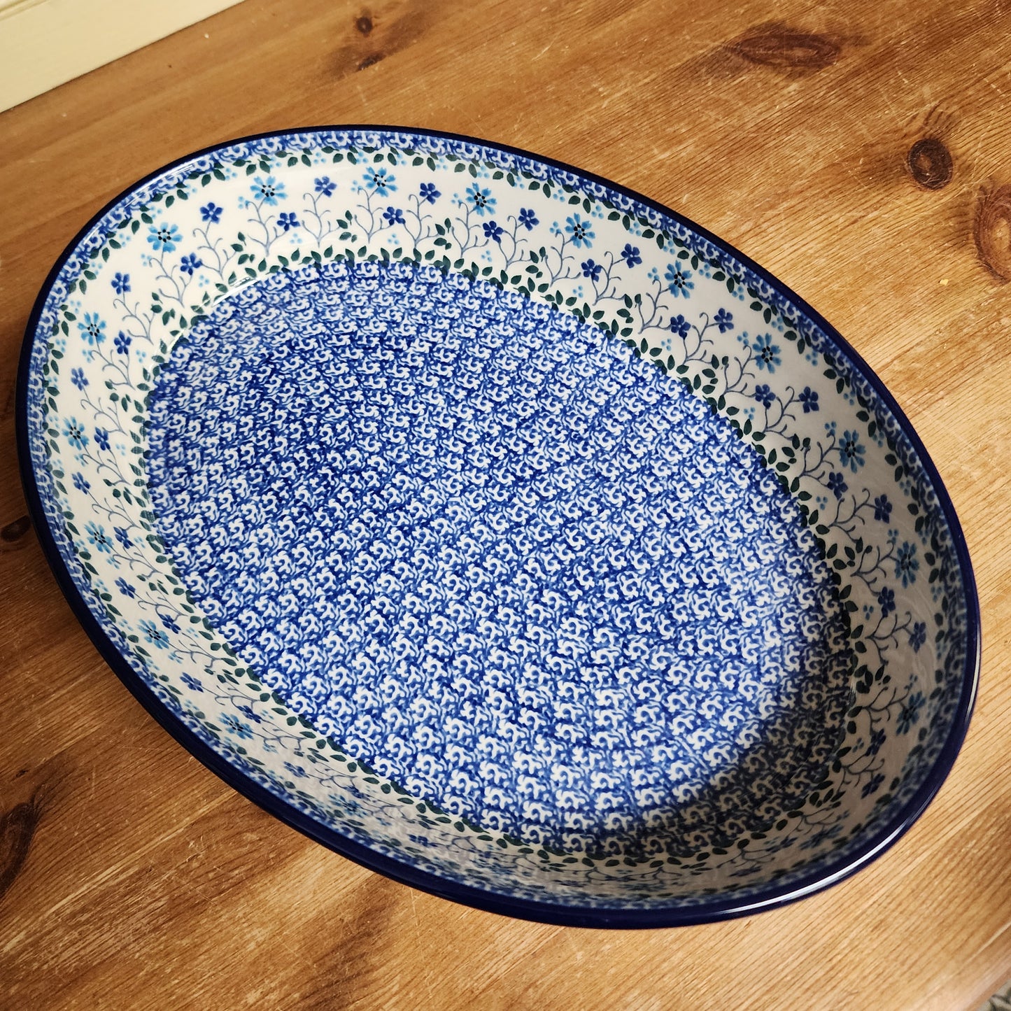 Baker Oval ~ 12" 297-2785X Georgia Blue  /8 cups