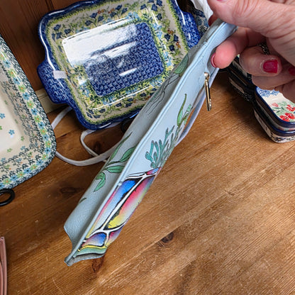 Anuschka ~ slim Crossbody Blue / Turtle front zipper