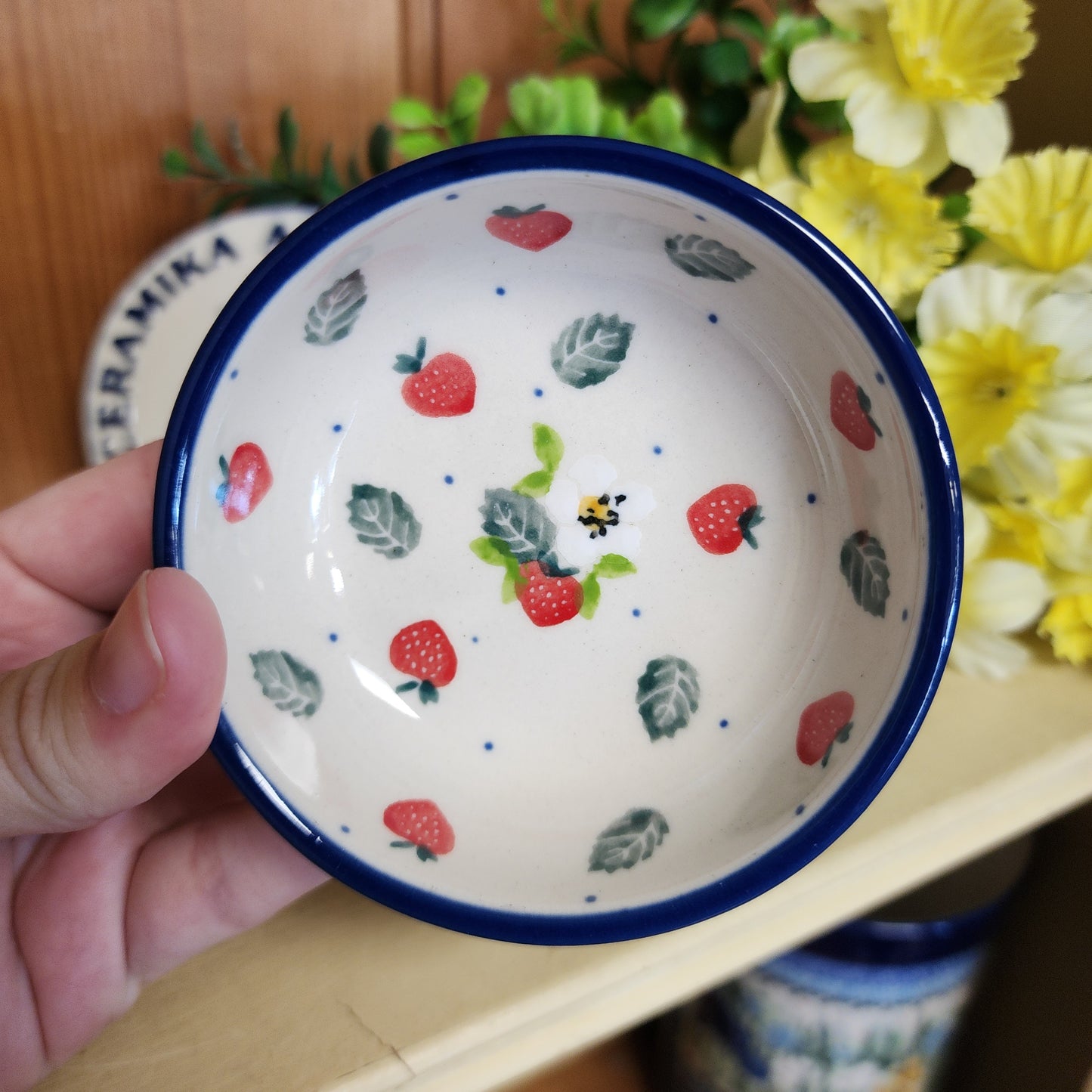 Bowl   3-1/2"  B88-2709X  Strawberry Field pf0526