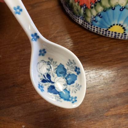 Spoon ~ Medium ~ 6.25" 590-2222X Snow Poppy pf0425