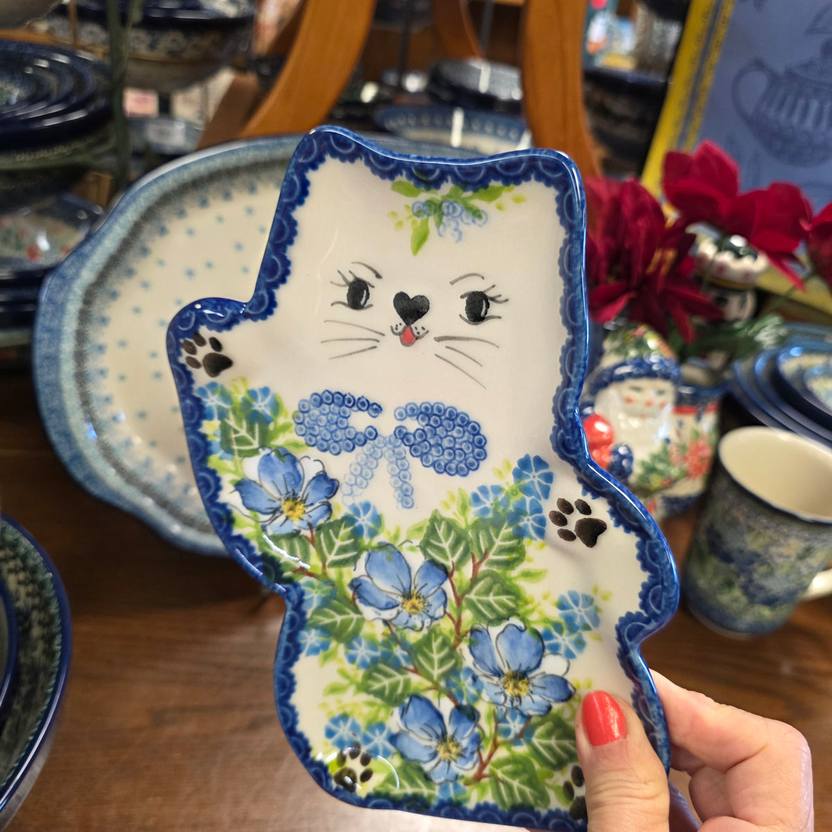Plate ~ Cat ART2   #2   (9"x6")