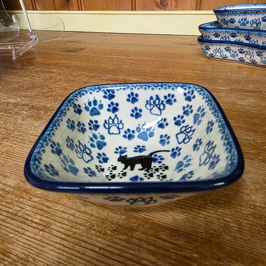 Bowl ~ Square ~ 3.5"    D11-1771X  Boo Boo Kitty pf0526