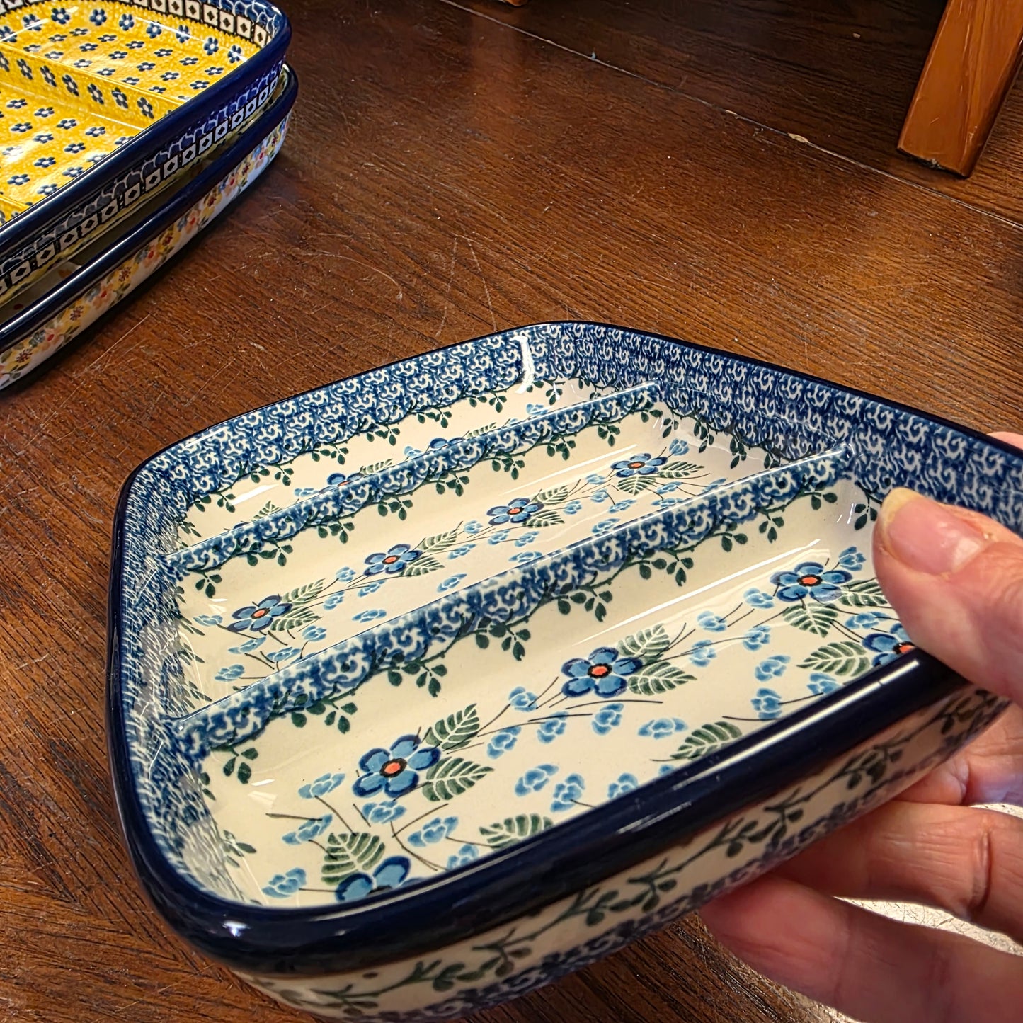 Dish   Divided  6.5" x 9.25"   2272X ~ Parisian Posies