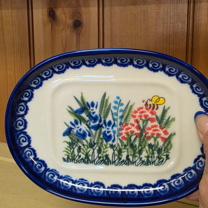 Butter Oval / Bees 552