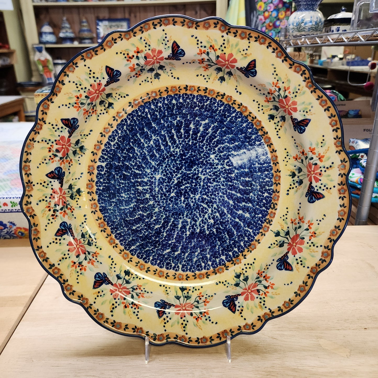 Platter Round 13" Viktoria Butterfly WK73