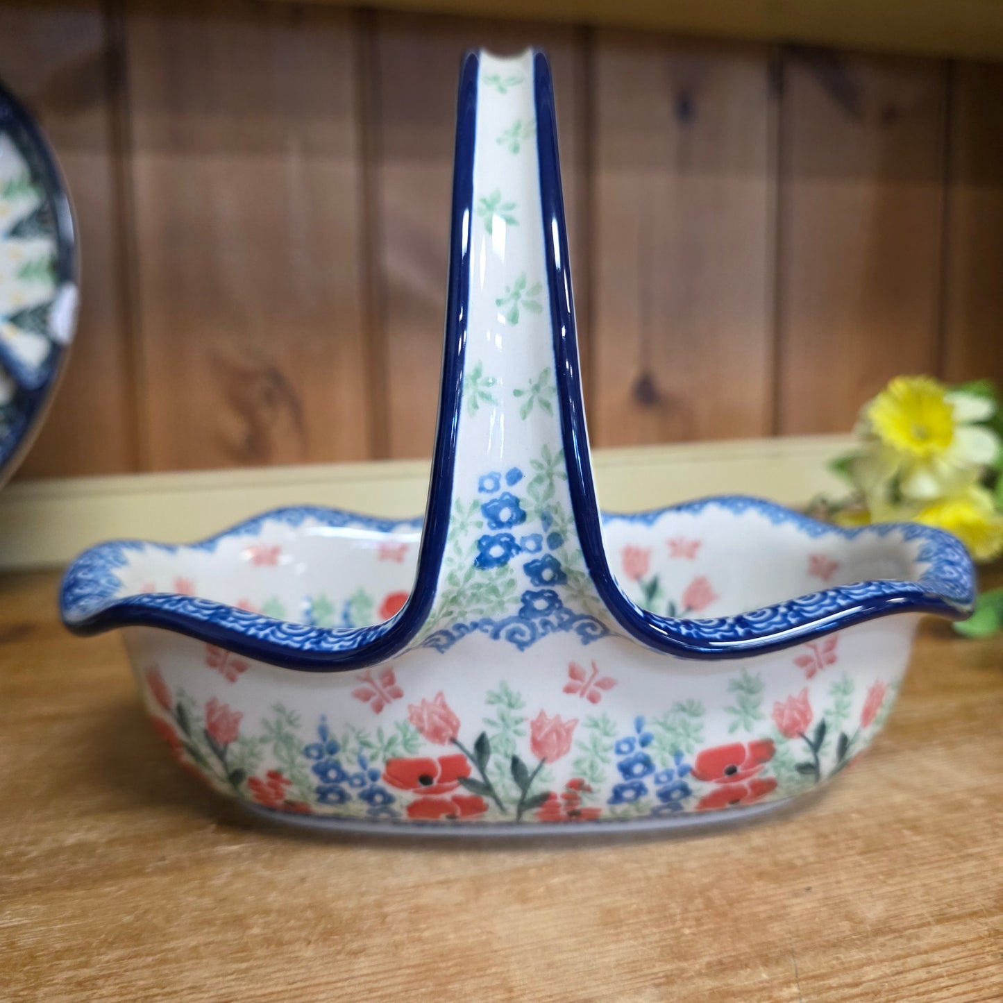 Basket with Handle   A21-3220X  Whimsical Garden pf0526