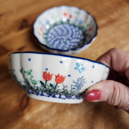 Bowl ~ Scalloped ~ 4.5" 2903X ~ Tulip Horizon