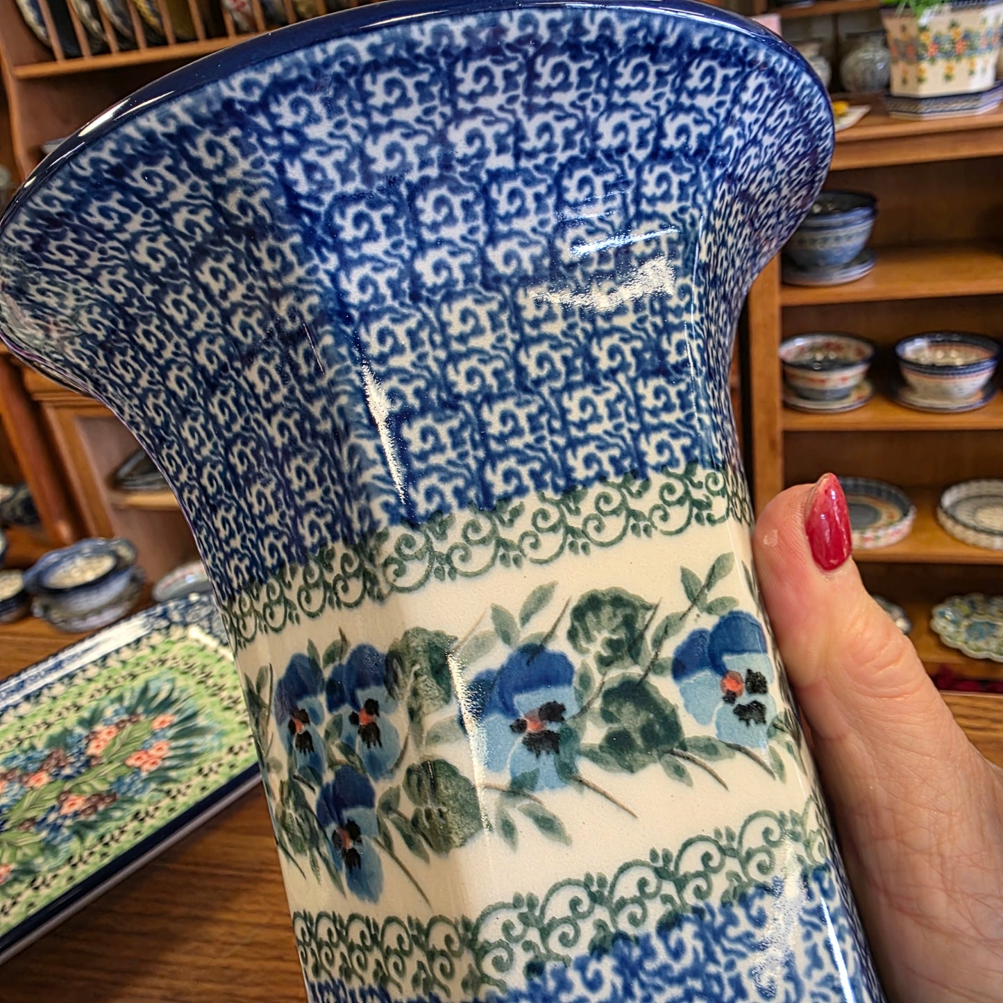 Vase ~ 9.5" 2273X ~ Winter Viola