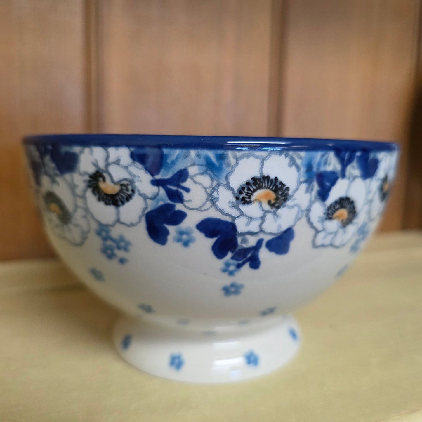 Bowl w/Pedestal   5.25"W  206-2222X  Snow Poppy pf0526