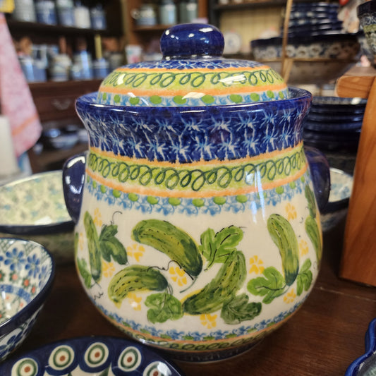 Jar ~ Pickles 9" includes lid