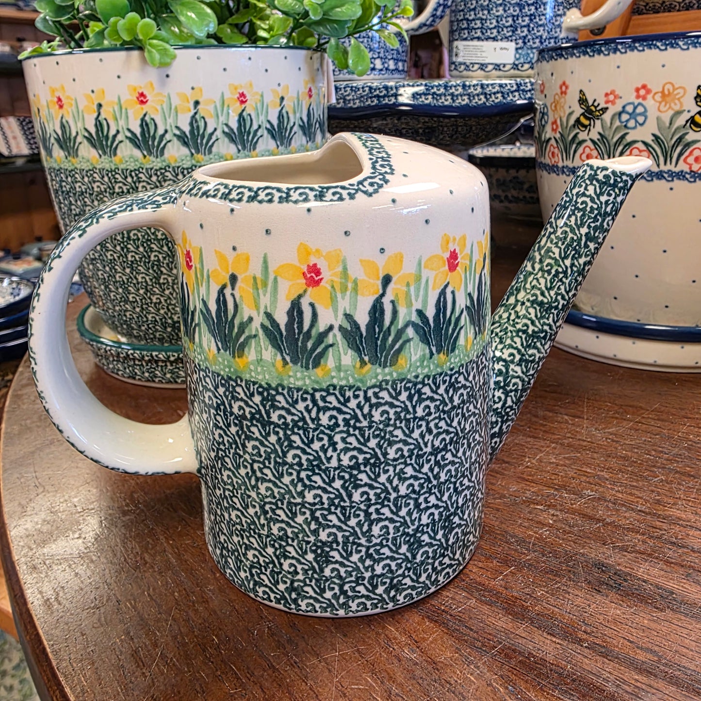 Watering Can 4.5"/18 oz   G02-2777Q  Daffodil pf0526