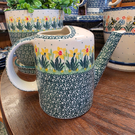 Watering Can 4.5"/18 oz   G02-2777Q  Daffodil pf0526