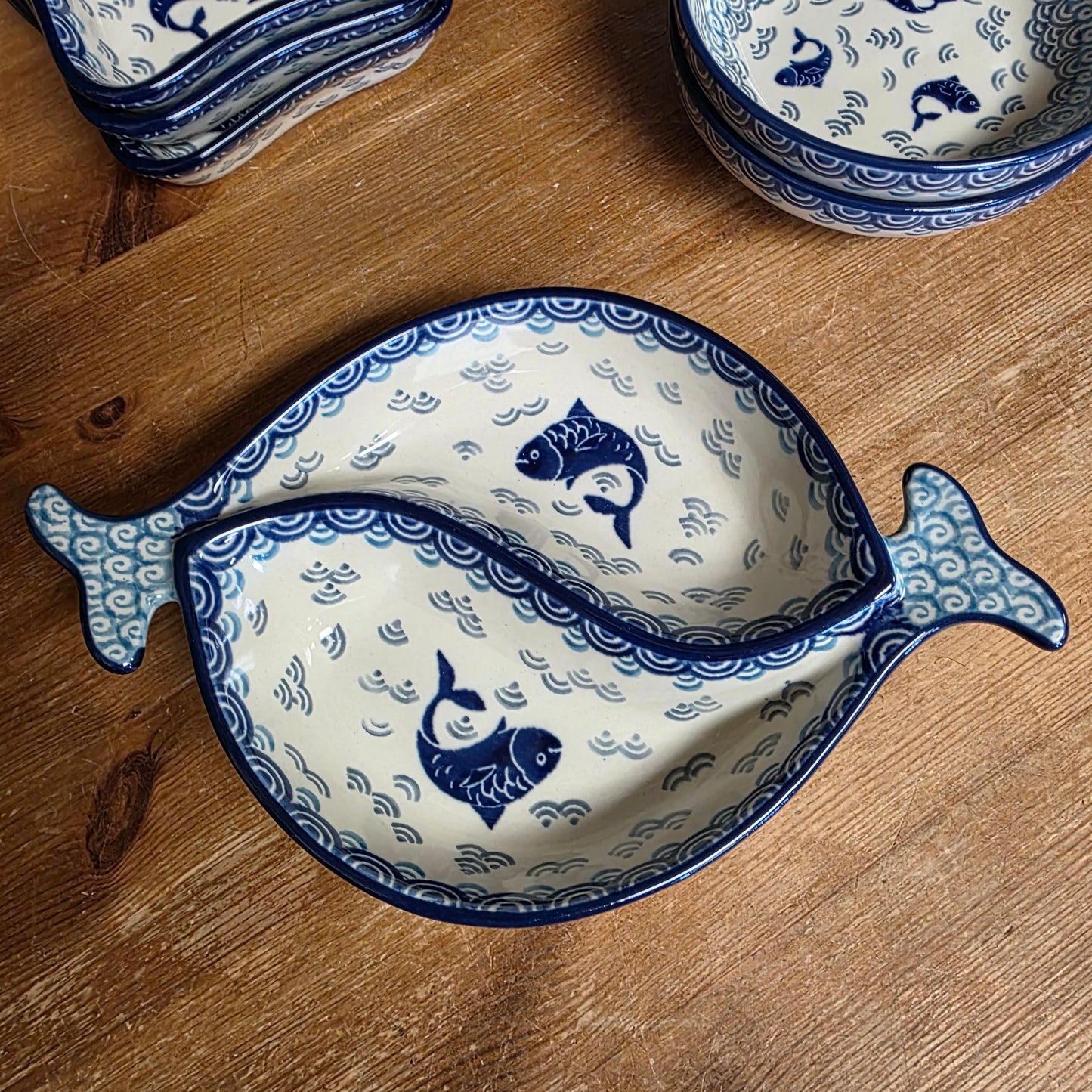 Ying Yang Fish Dish 2372X ~ Deep Blue Sea ~ Koi Fish