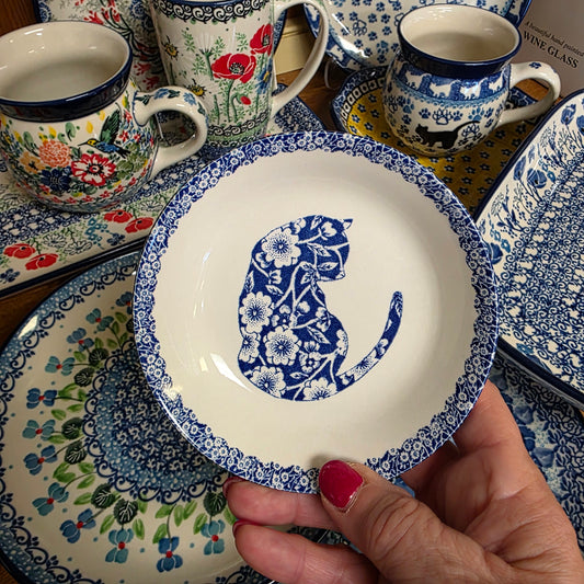 Burleigh ~ BLUE Butter Pat Calico Cat ~ Shallow bowl  *** NOT Polish Pottery