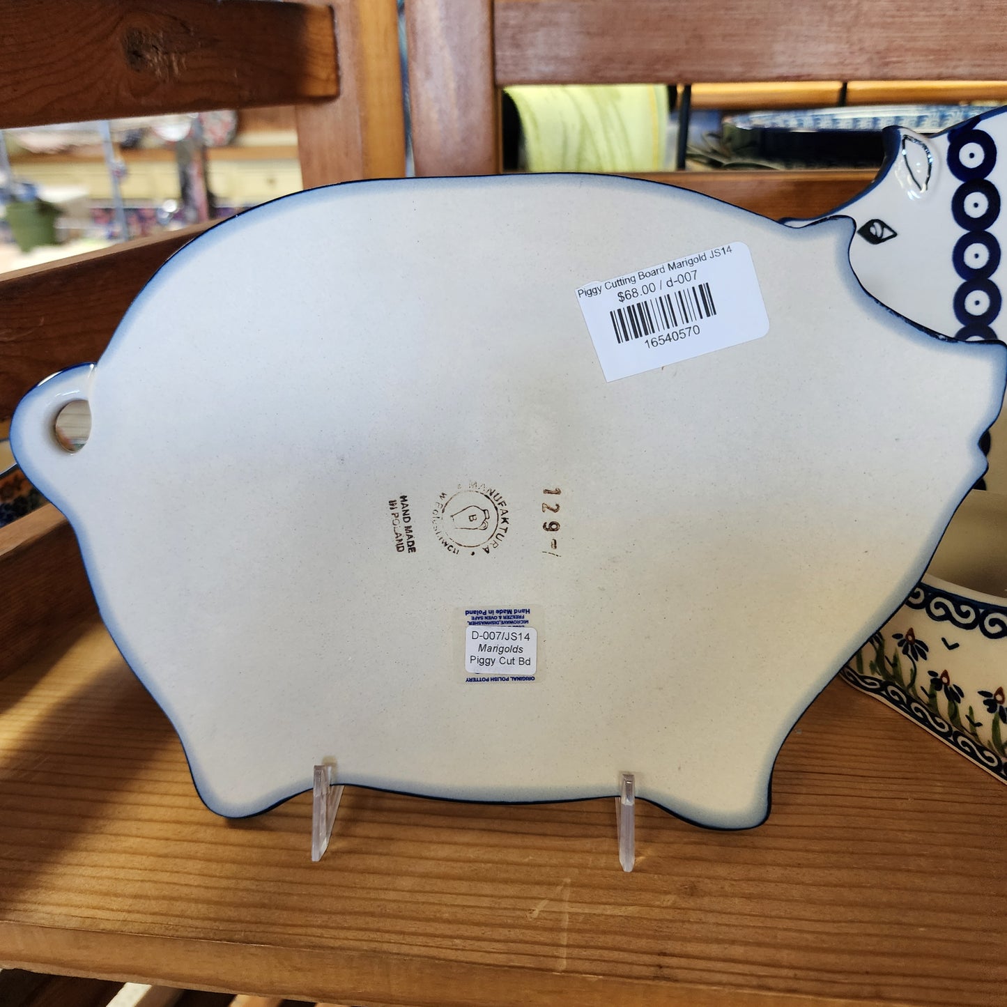 Piggy Cutting Board Marigold JS14