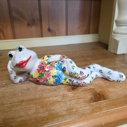 Frog ~ Laying down 11"