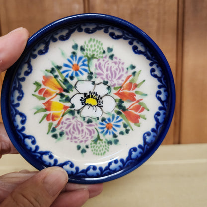 Coaster 4" ~ lip ~ White pink