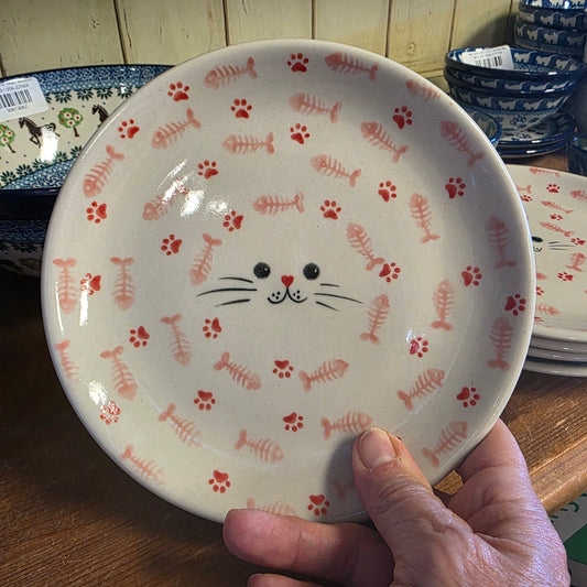 Plate 7" / Red Kitty / Fish Bones