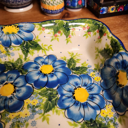 Baker 11"x8"x2" / Ada ruffle baker / A2 Blue and Yellow