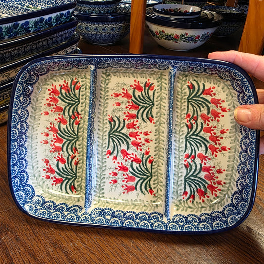 Dish   Divided  6.5" x 9.25"   1437X ~ Crimson Bells