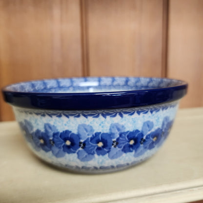 Bowl ~ Soup / Salad / Cereal ~ 6"W 209-U3639 ~ U3 M. Starzyk FBI