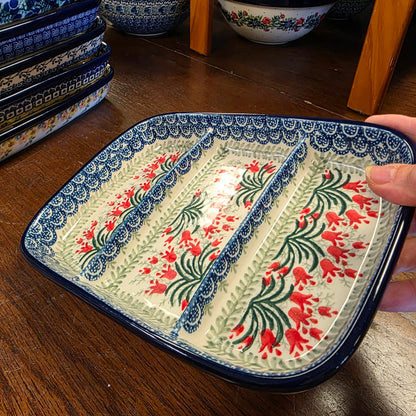Dish   Divided  6.5" x 9.25"   1437X ~ Crimson Bells