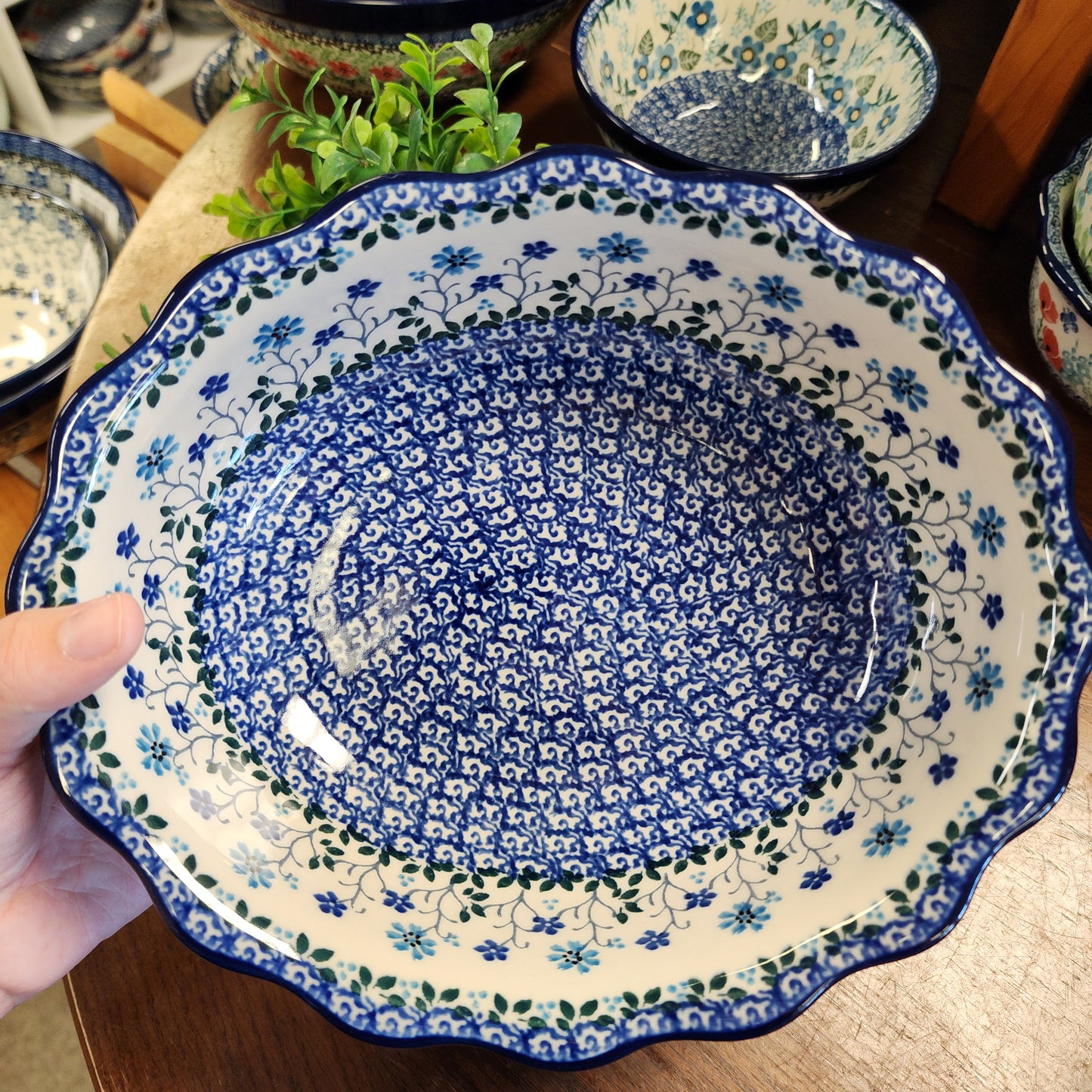 Bowl Oval Baker ~ Fluted Edge 9" x 7.5" x 2 3/4"deep   D78-2785X  Georgia Blue pf0526