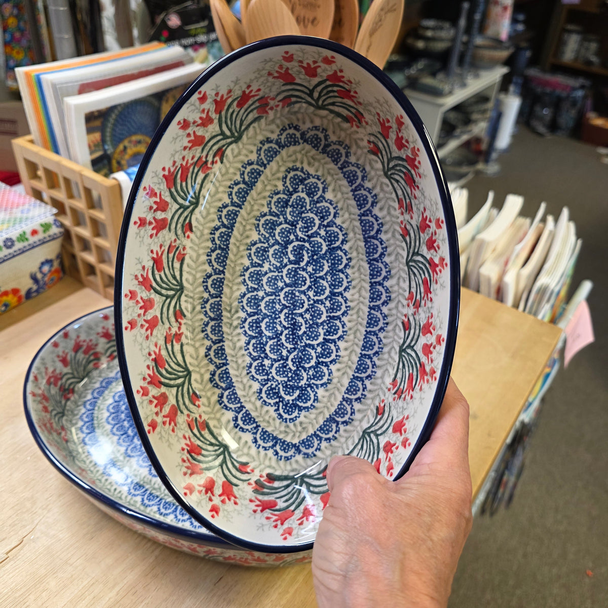 2 pc / 9.5" Oval Baker & 12" Oval Baker 1437X Crimson Bells