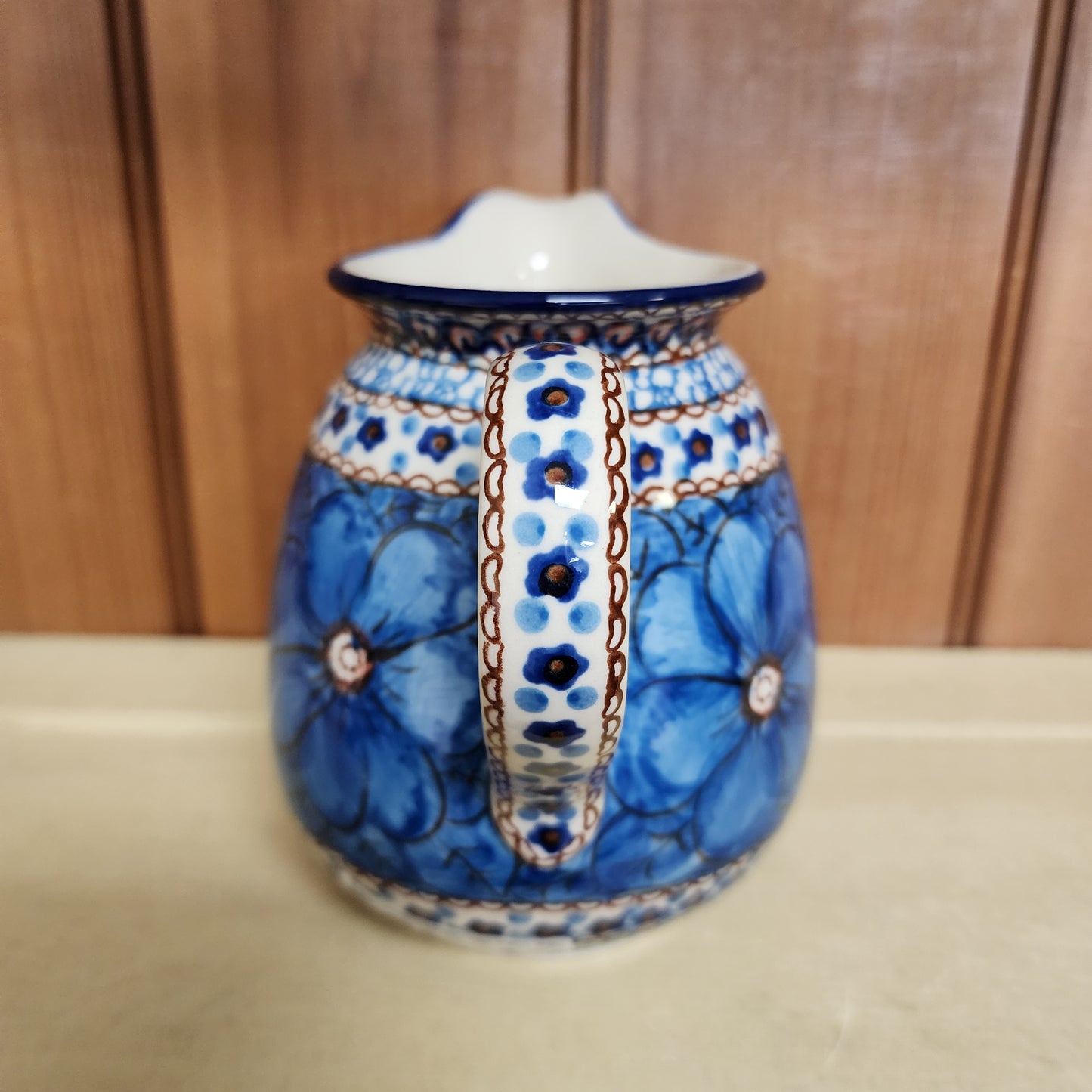 Pitcher   (1 qt)  078-U408C  U4 pf0526 Blue Jacek Chyla