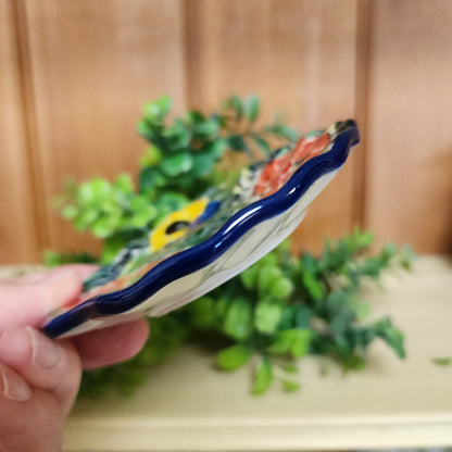 Shell Dish 4" ~ U4705 M Starzyk