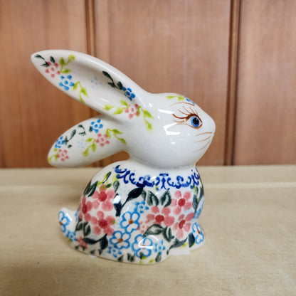 Rabbit Figurine VU493 ~ Vena
