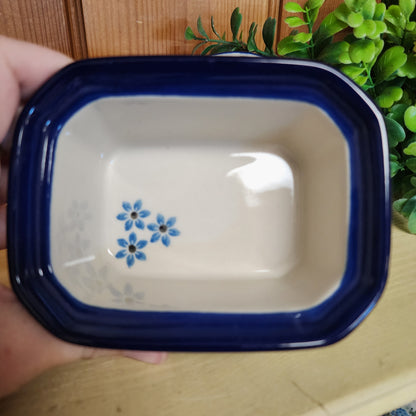 Box Covered Container   3.25"H x 3.5"W x 4.5"L  385-1932X  Song Bird pf0526