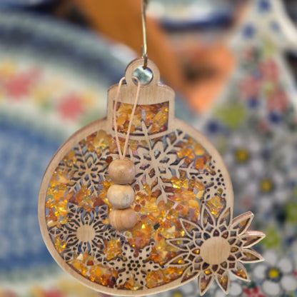 Ornament ~ Amber Snowflake Amber and Wood Christmas Ornament (3.5") /#11075