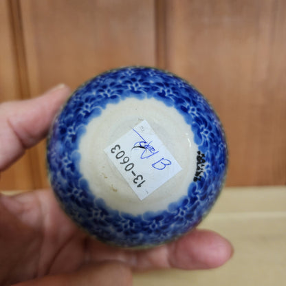 Egg 4" / "B" yellow peachy