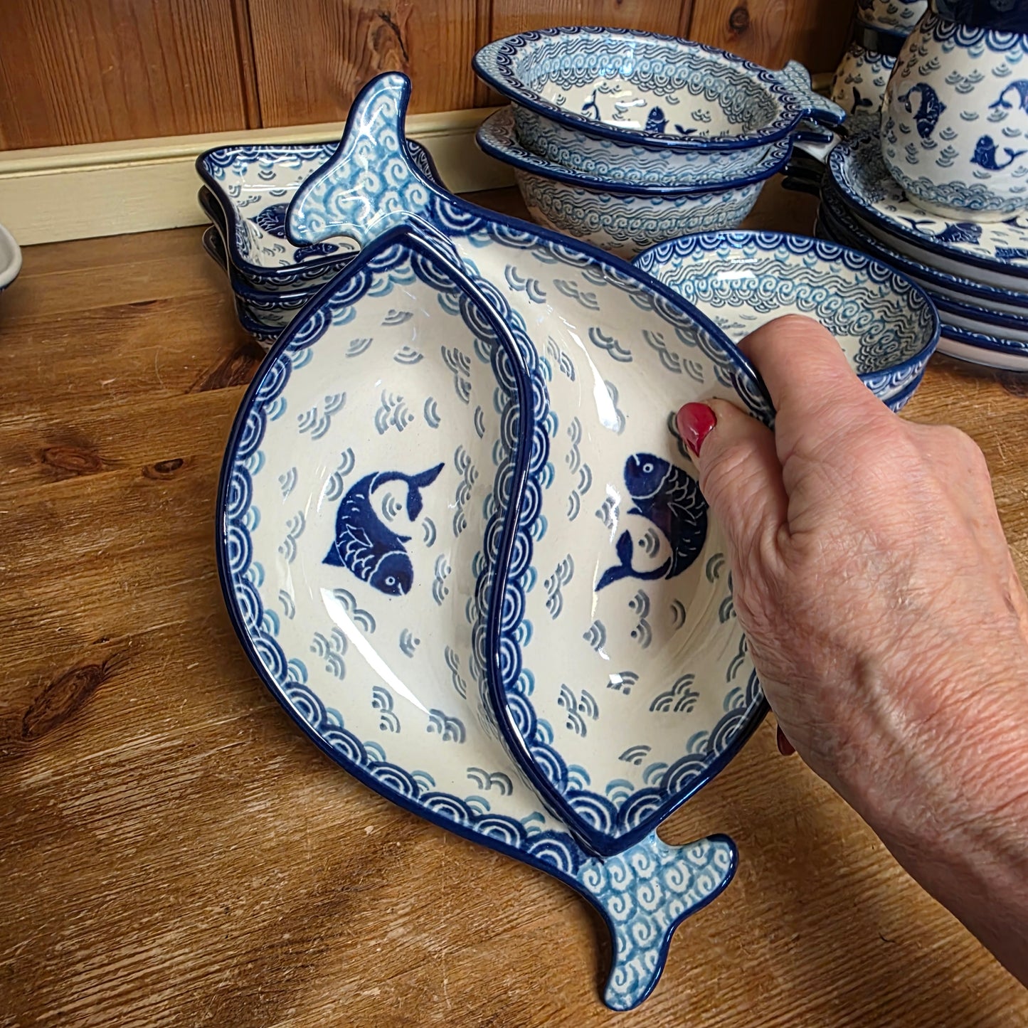 Ying Yang Fish Dish 2372X ~ Deep Blue Sea ~ Koi Fish