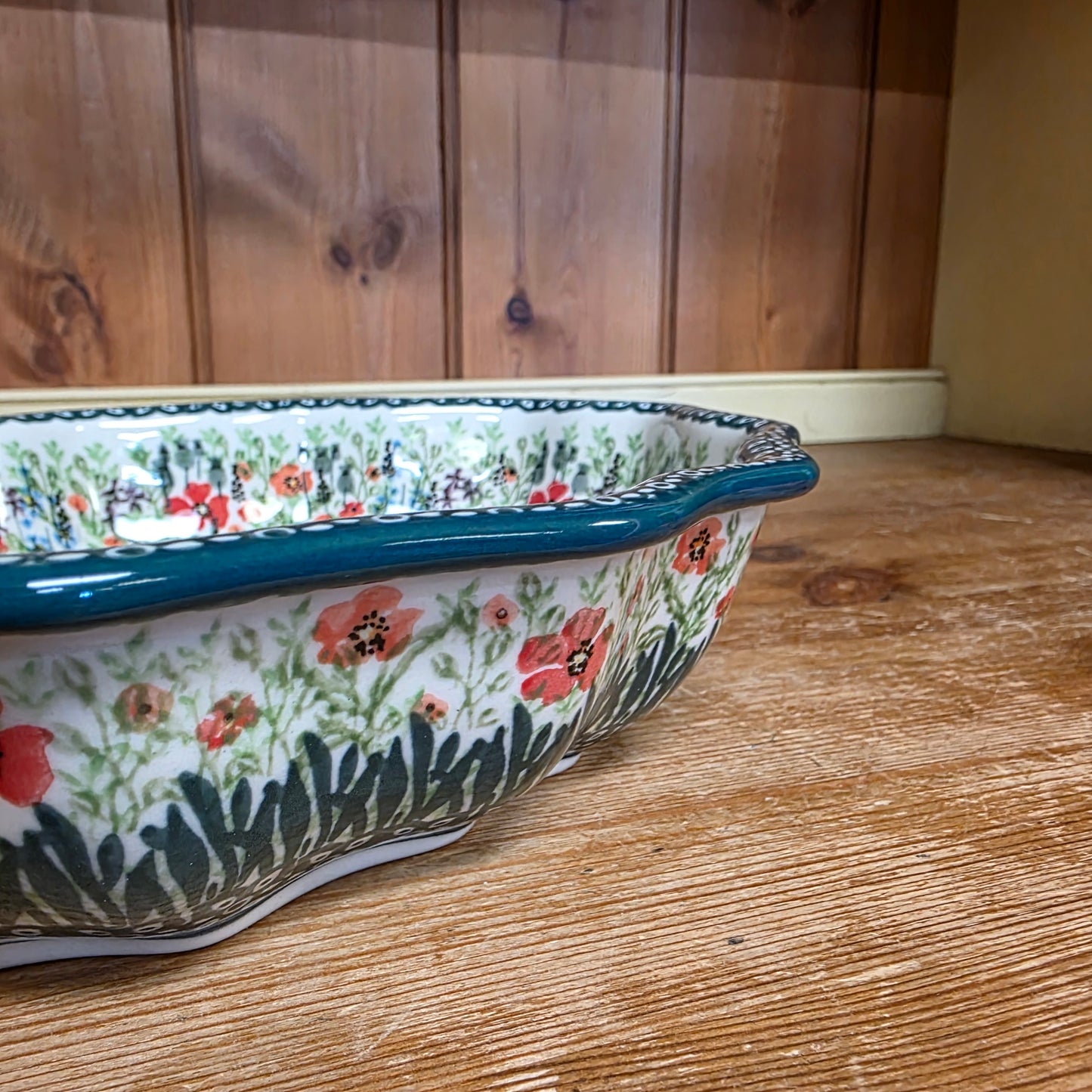 Bowl   Oval Fluted   7.25" x 9.25"   U4335 ~ U4