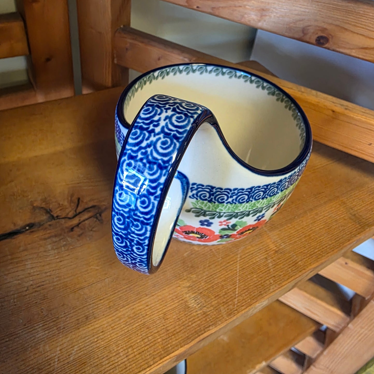 Bowl w/ Loop Handle   16 oz    3219X ~ Danish Garden