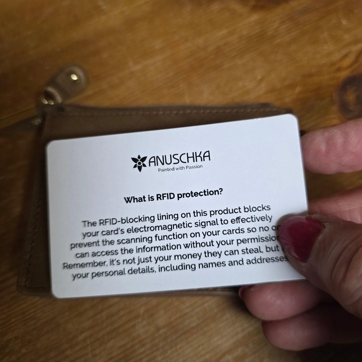 Anuschka ~ Card Case / zip RFID bronze