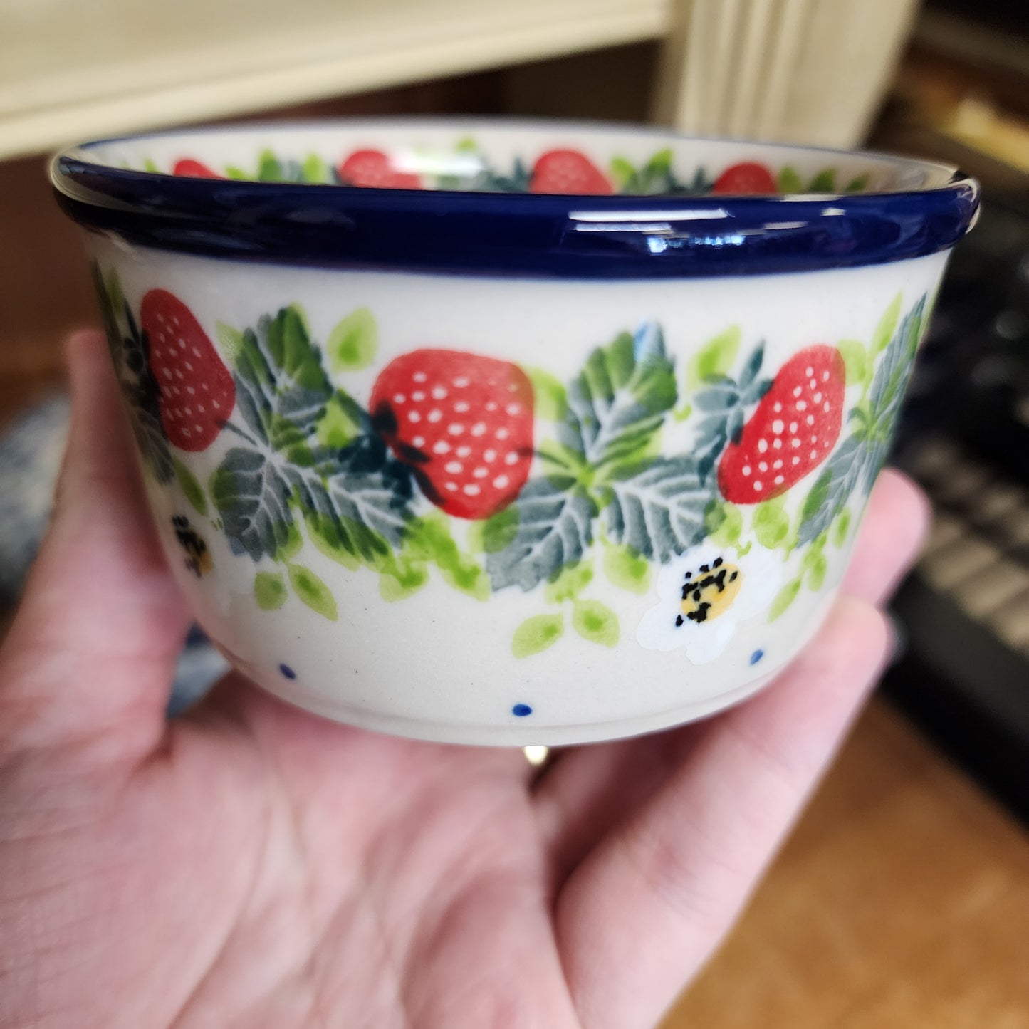 Bowl   Ramekin   3.75" 409-2709X  Strawberry Field pf0526