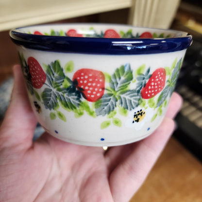 Bowl   Ramekin   3.75" 409-2709X  Strawberry Field pf0526