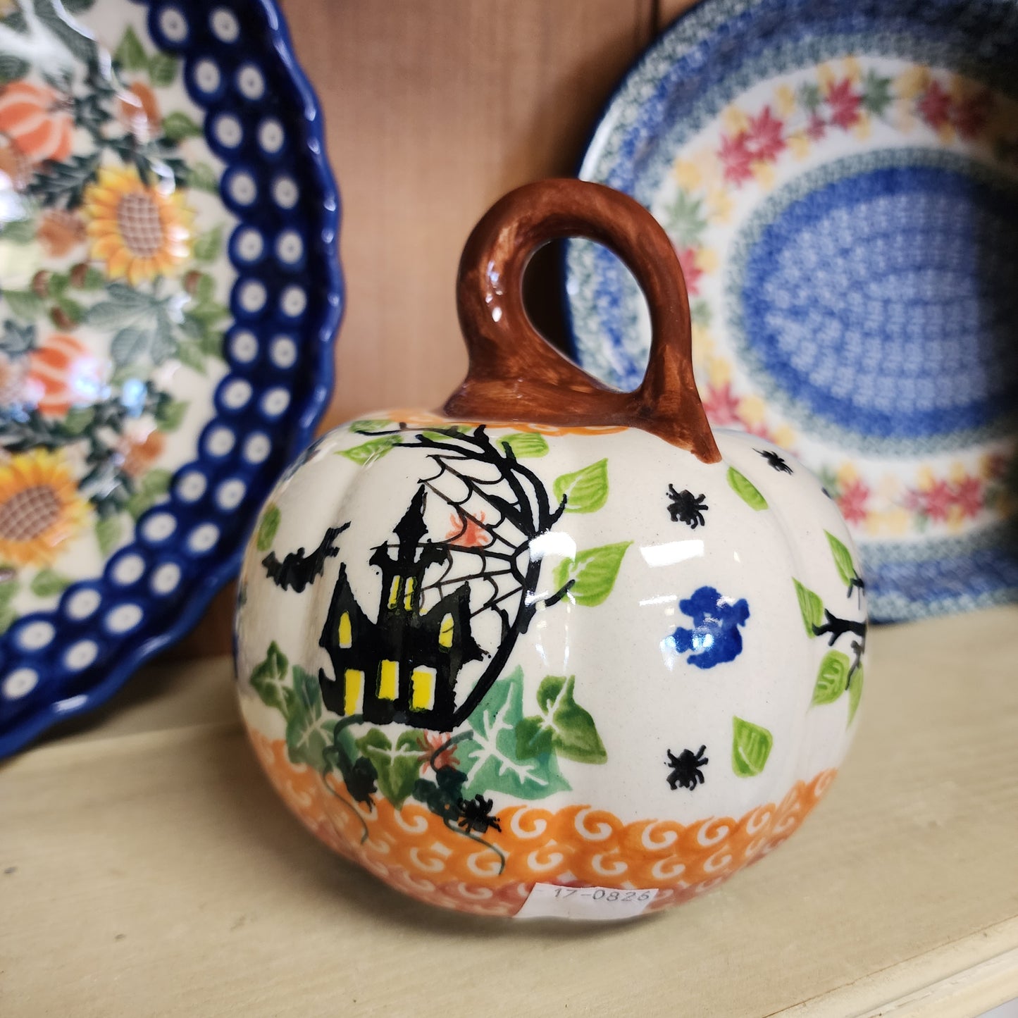 Pumpkin  5.5" witch cat haunted house