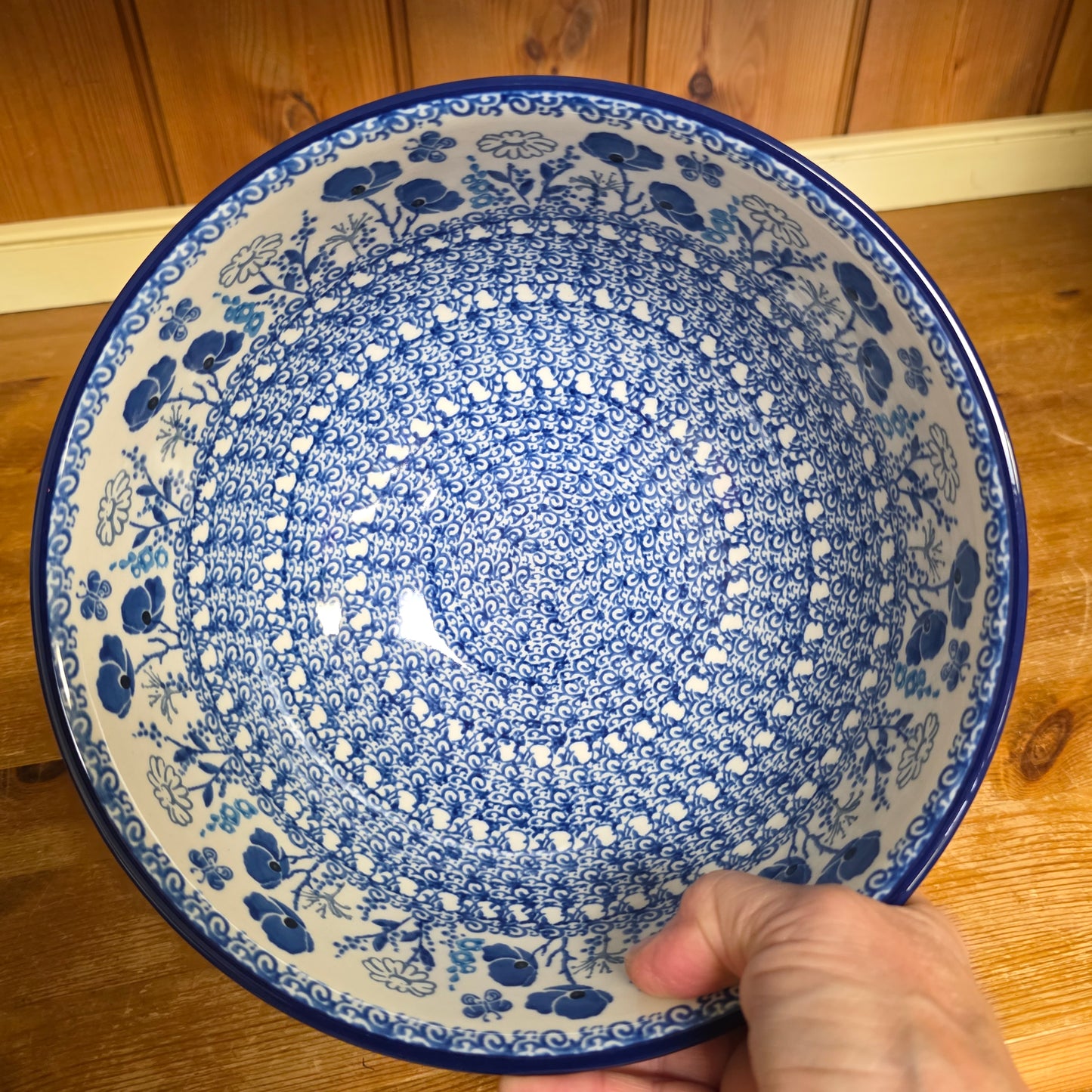 Pedestal Bowl - Large     2902X ~ Evening Poppy