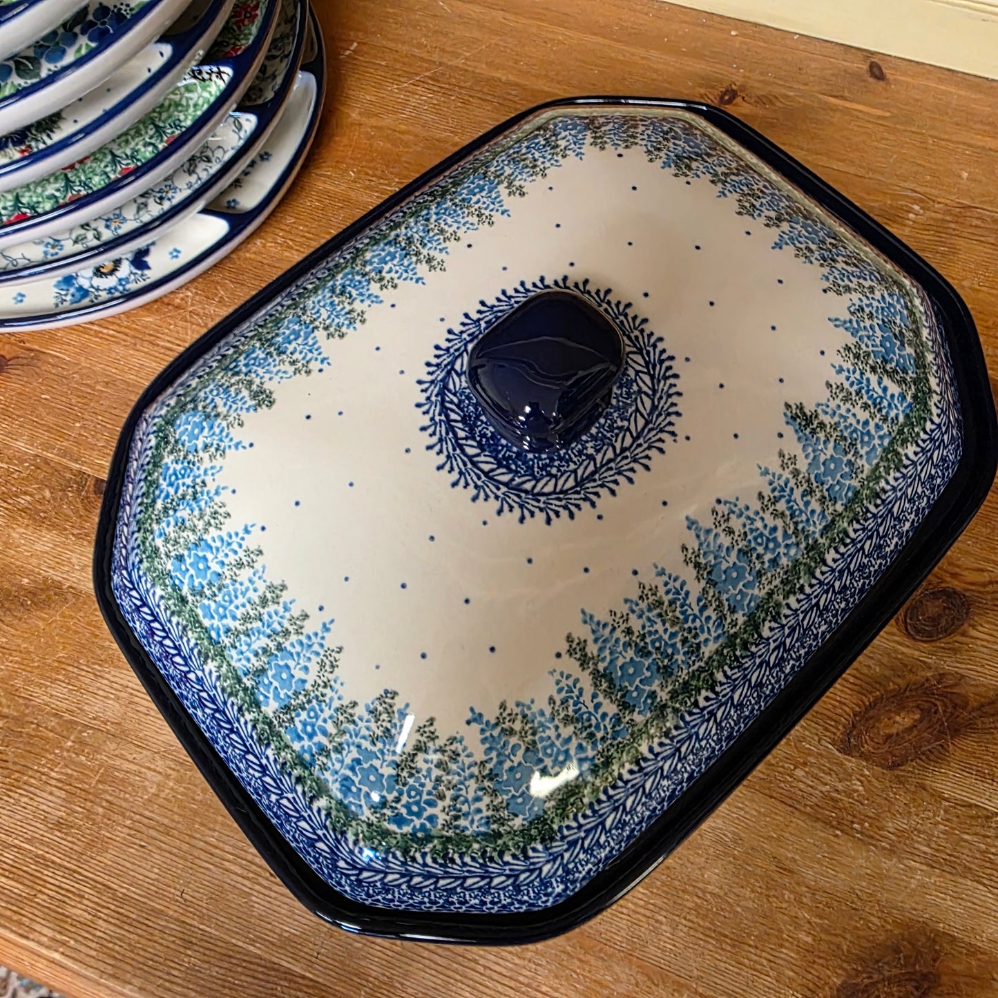 Baker   Covered Casserole   9.5" x 12" 665-3279X  Virginia Bluebells pf0526