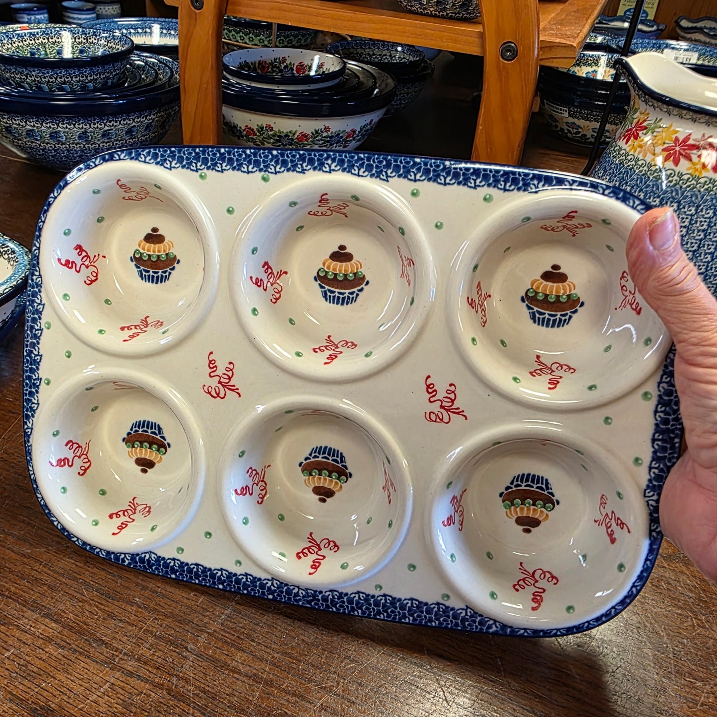 Muffin Pan     1597X ~ Cupcakes