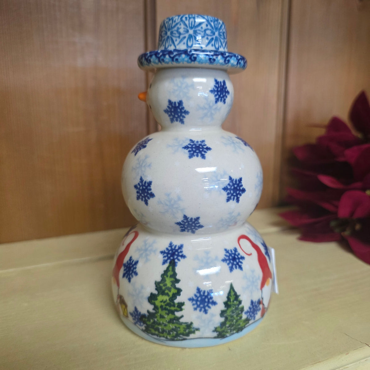 Snowman 6" x 3.5"  / gnome with lantern